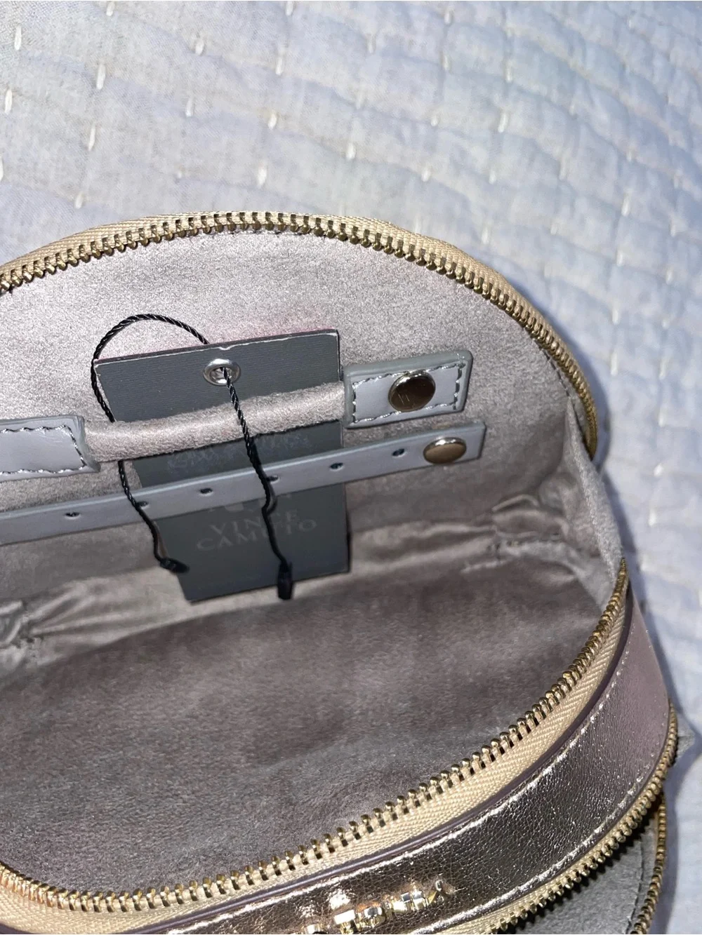 Vince Camuto Gold Leather Travel Jewelry & Cosmetics Bag NWT
